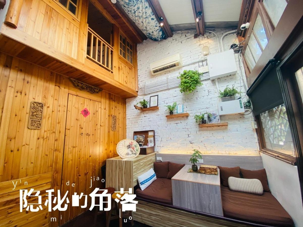 捉鳳凰 台南百年老宅包棟導覽民宿系列catchphoenix Centennial Guesthouse Exterior photo