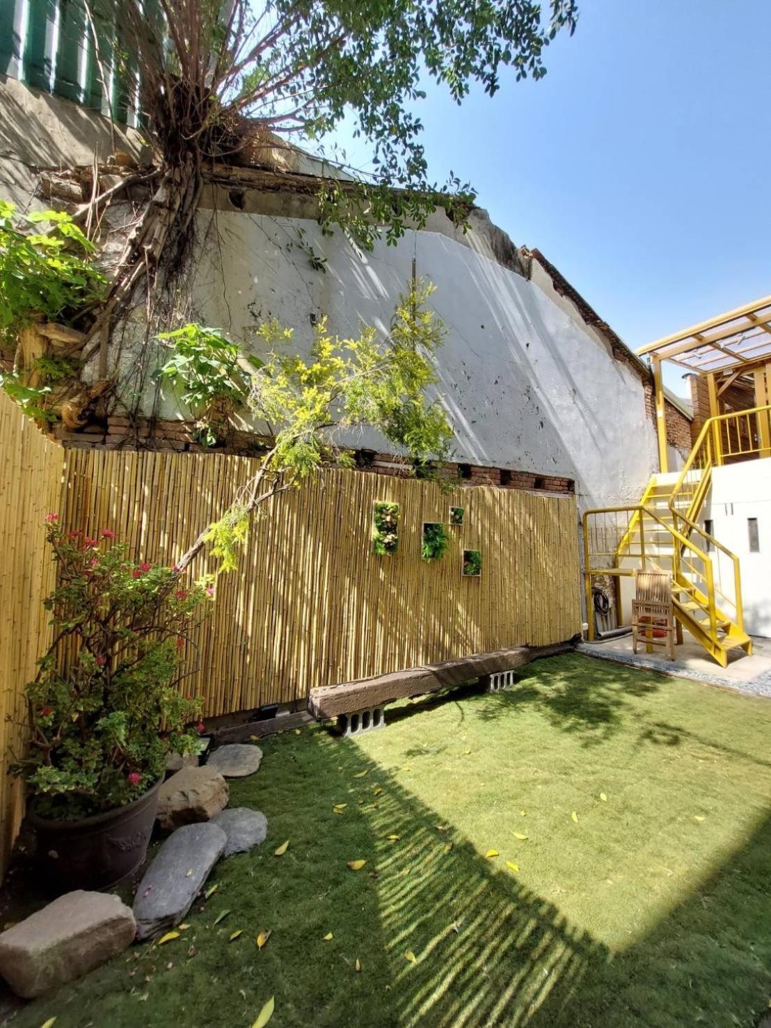 捉鳳凰 台南百年老宅包棟導覽民宿系列catchphoenix Centennial Guesthouse Exterior photo