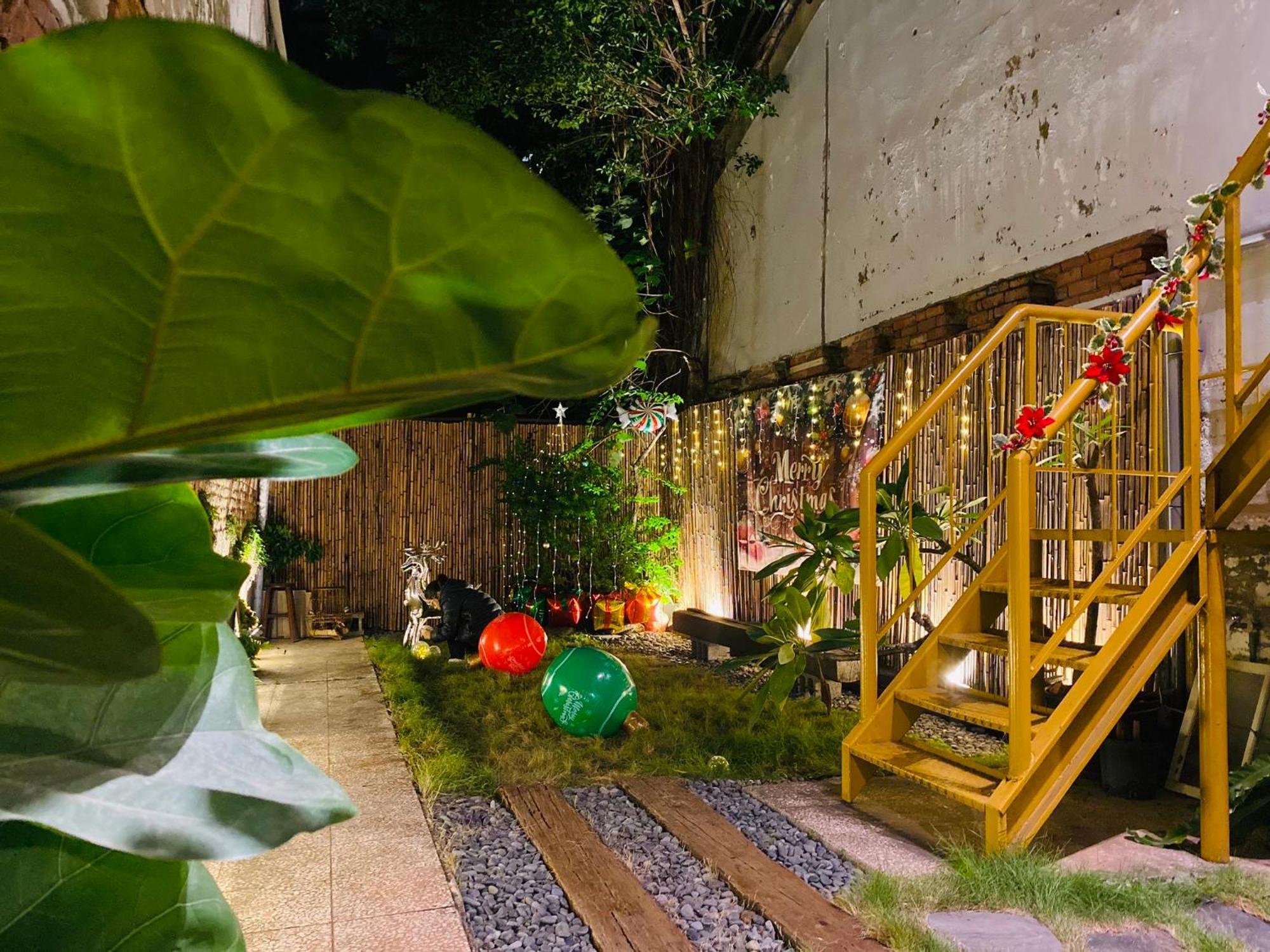 捉鳳凰 台南百年老宅包棟導覽民宿系列catchphoenix Centennial Guesthouse Exterior photo